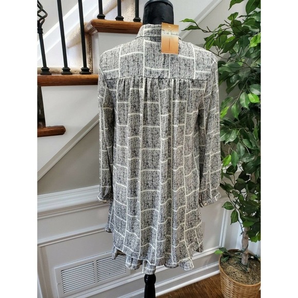 Boutique Freeway Women's Black & White Polyester Collared Long Sleeve Blouse S - Picture 7 of 11